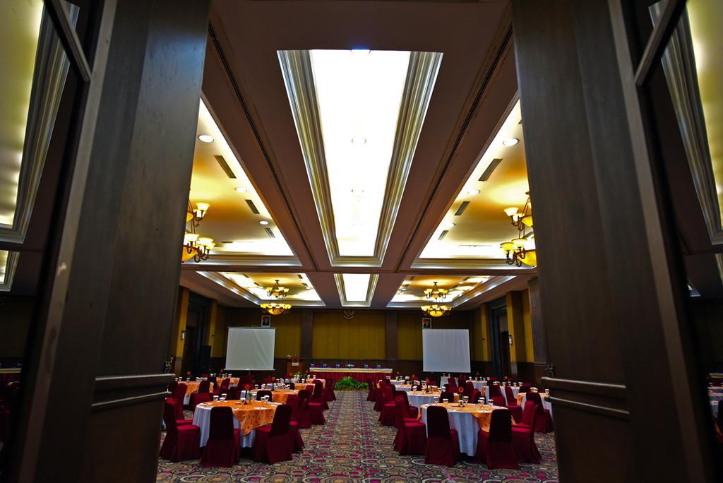 Semesta Heritage Hotel & Convention Semarang Exterior photo