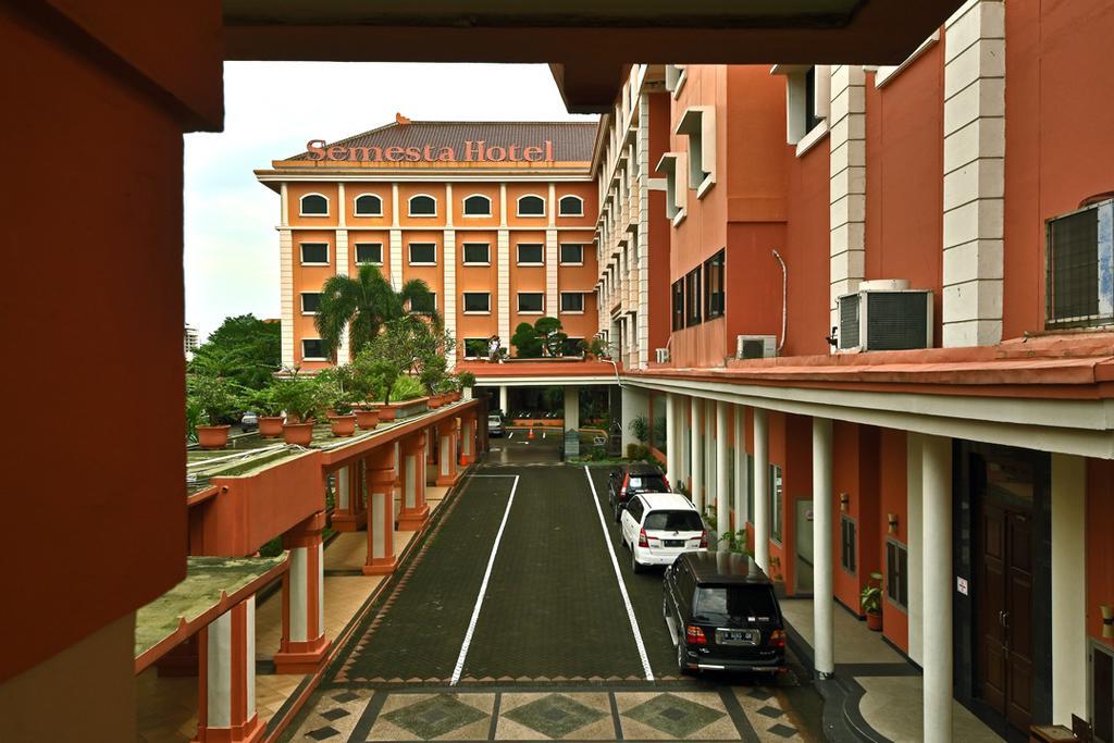 Semesta Heritage Hotel & Convention Semarang Exterior photo